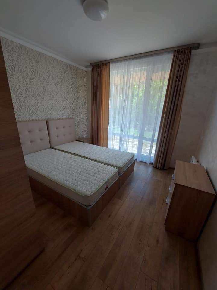 South Coast Apartments Shumen Exterior foto