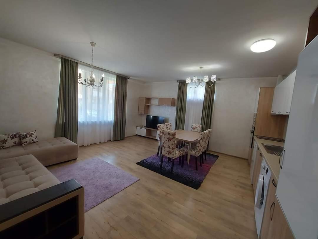 South Coast Apartments Shumen Exterior foto