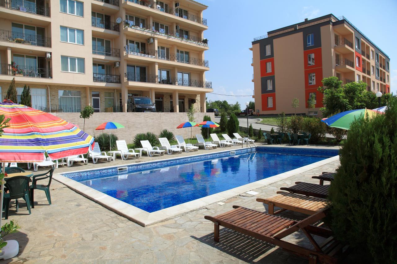 South Coast Apartments Shumen Exterior foto