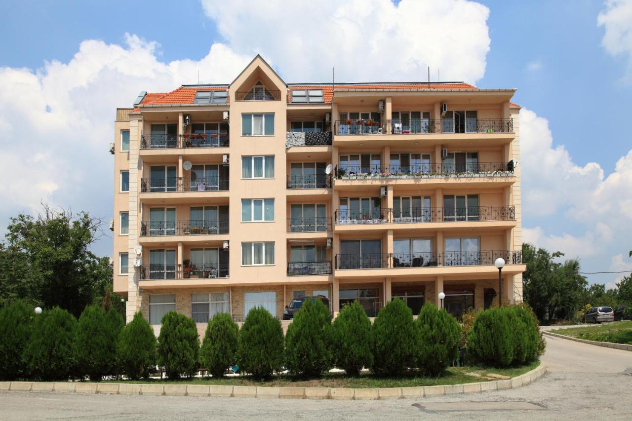 South Coast Apartments Shumen Exterior foto